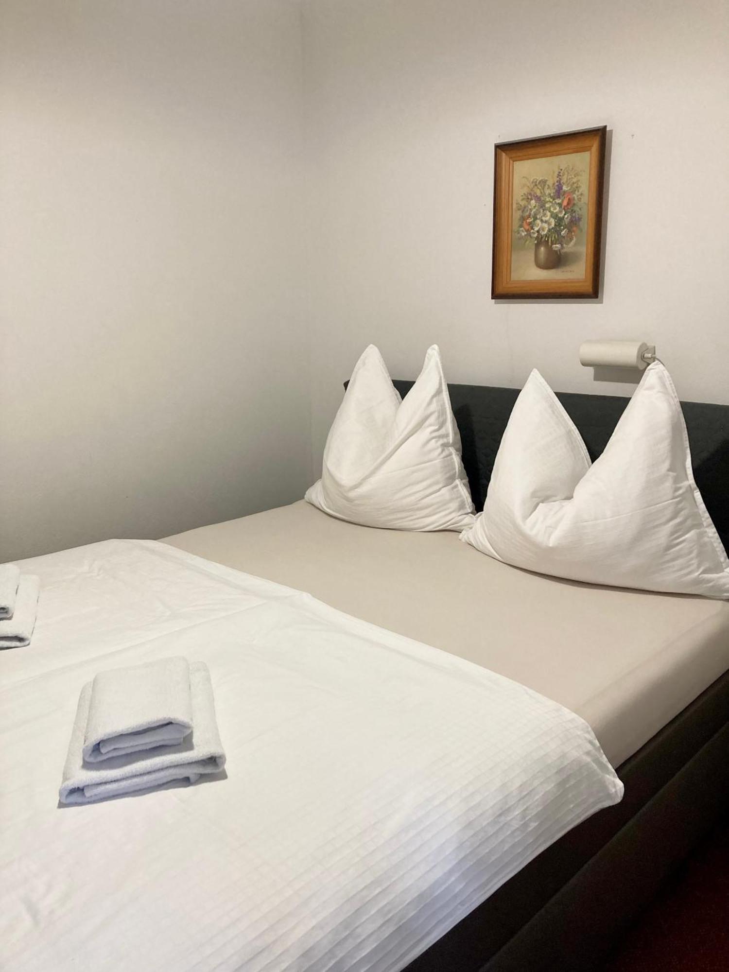 Guesthouse Mikulas Mikulov - Free Parking In The City Center Exteriör bild