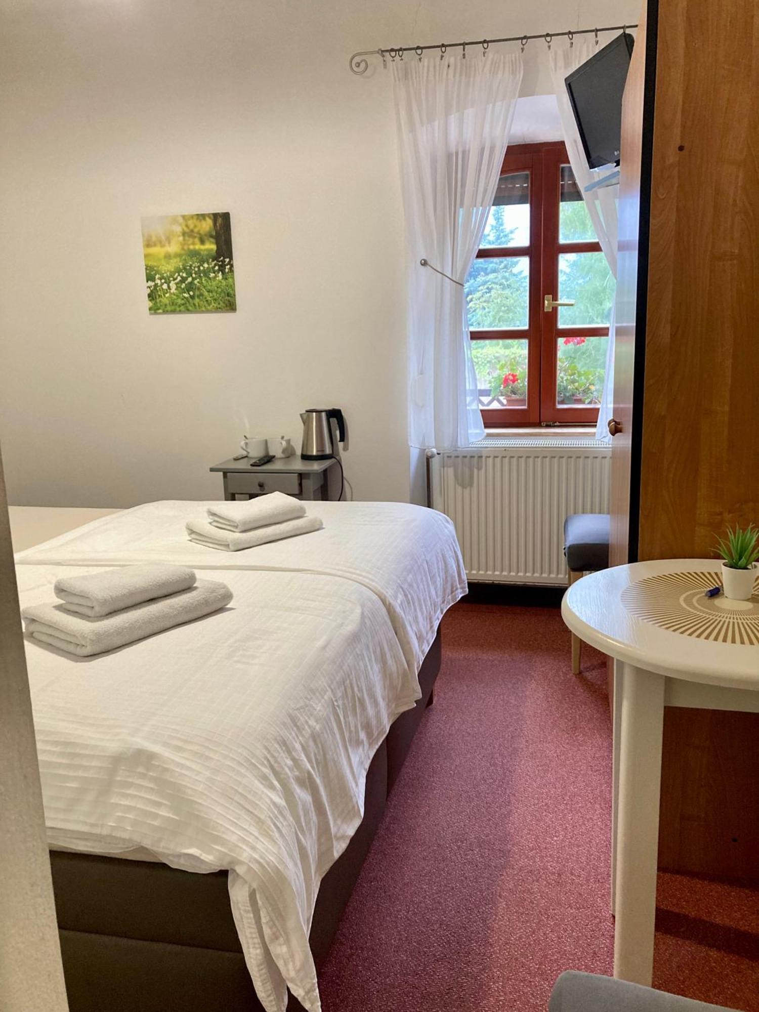 Guesthouse Mikulas Mikulov - Free Parking In The City Center Exteriör bild