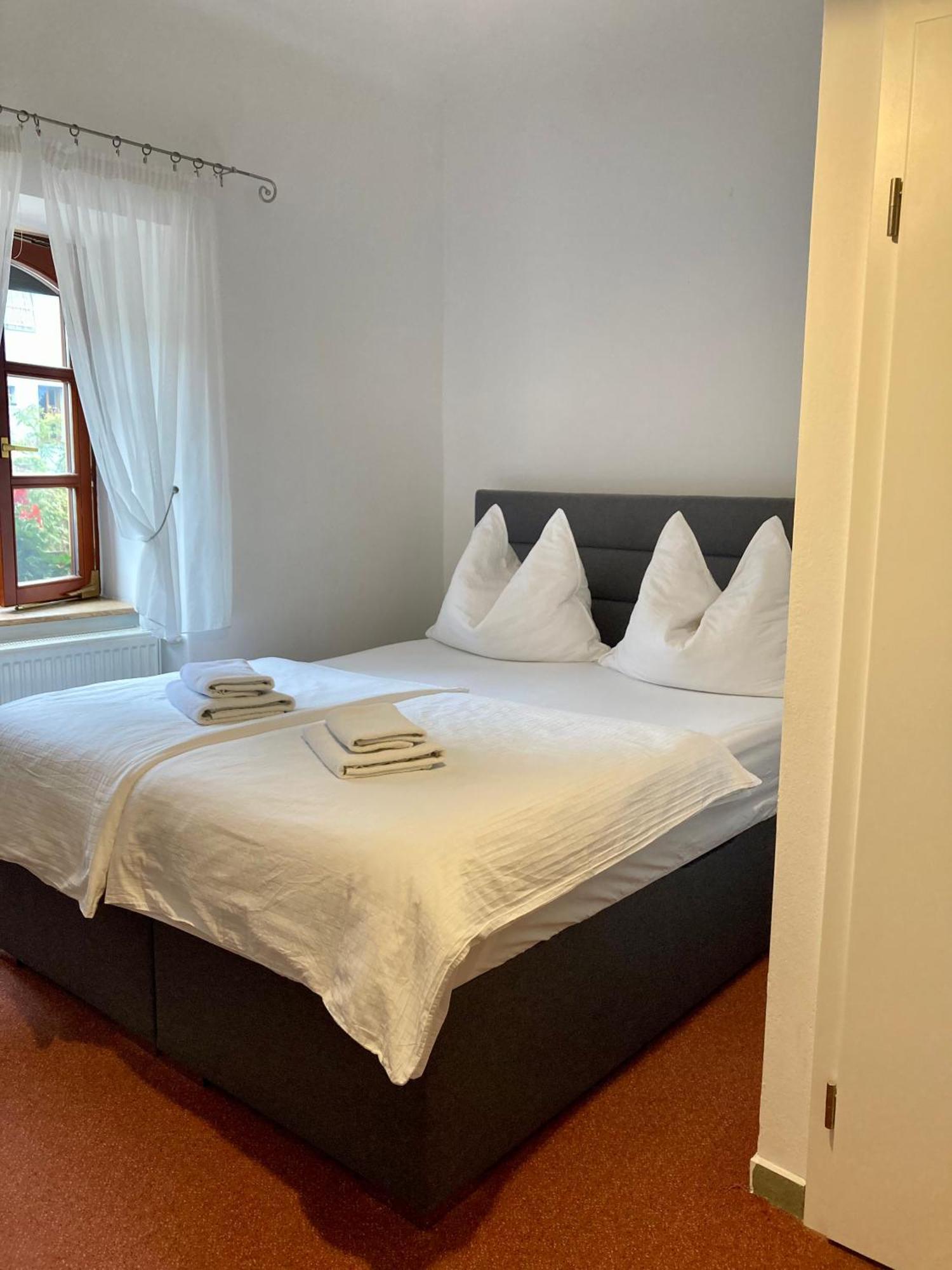 Guesthouse Mikulas Mikulov - Free Parking In The City Center Exteriör bild
